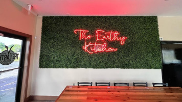 The Earthy Kitchen food