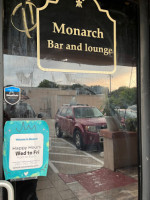 Monarch And Lounge outside