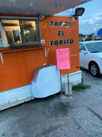 Tacos El Torito outside
