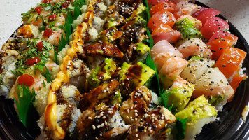 Tuna Sushi food