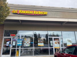 L&l Hawaiian Barbecue outside