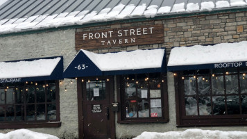 Front Street Tavern food