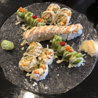 Sushi Joon food