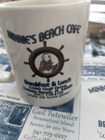 Minnies Beach Cafe Incorporated food
