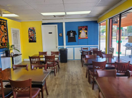 J. Looney's New Orleans Culture Food And Catering food
