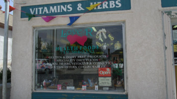 Love-r-health Foods outside