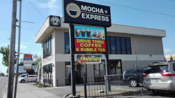 Mocha Express outside