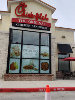 Chick-fil-a outside