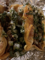 Tacos El Amigo food
