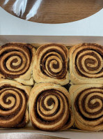 Cinnabon food