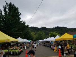 Umpqua Valley Farmers' Market food