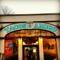 Tacos El Amigo inside