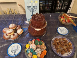 North Shore Kosher Bakery food