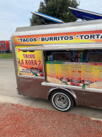 Tacos La Kora food