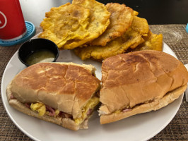 Zaza Cuban Comfort Food food