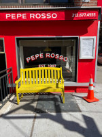Pepe Rosso To Go outside