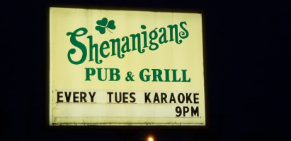 Shenanigan's Pub And Grill food