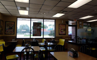 Wards Fast Food Of Ellisville inside