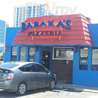 Babaka's Pizzeria outside