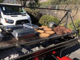 Dearmore Bbq Catering outside