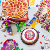 Chuck E Cheese's food