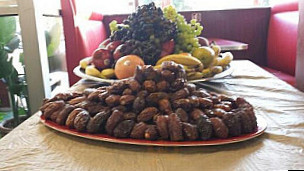 Al Aseel Middle Eastern Grill food
