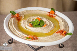 Hoda's Middle-Eastern Cuisine food