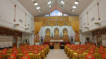 Fo Guang Shan Chung Mei Temple-houston inside
