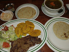 La Cabana Salvadorena food