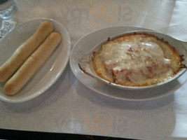 Carlton's Italian Restaurant food