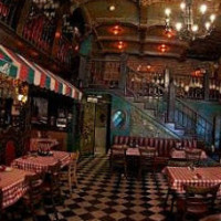 Miceli Restaurant Hollywood inside