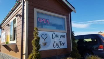 Canyon Coffee Creations outside