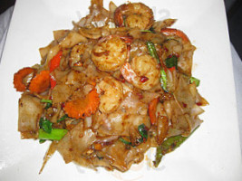 Royal Taste Thai Restaurant food