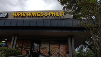 Super Wings Philly food