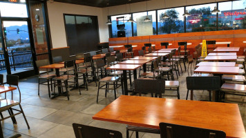 Taco Bell inside