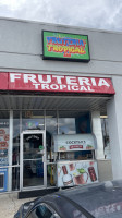 Fruteria Tropical outside