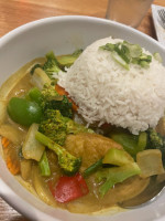 Huế Asian Kitchen food
