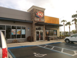 Dairy Queen Grill Chill outside