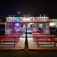 Taqueria Los Lagos (food Truck) outside