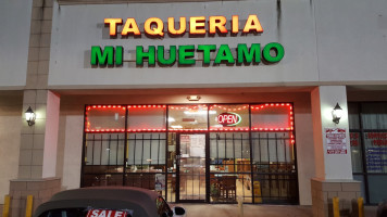 Taqueria Mi Huetamo food