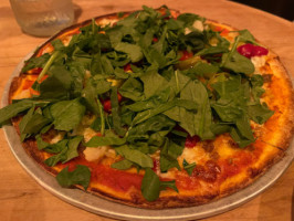 Gruppo Nyc Thin Crust Pizza food