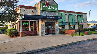 Applebee's Olathe outside