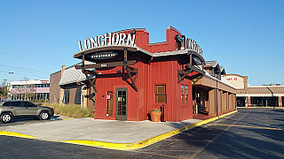 Longhorn Steakhouse Port Richey outside
