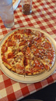 Dora's Pizza food