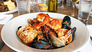 Uncle Bacalas Fine Italian Seafood food