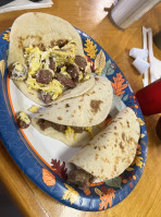 Tacos El Rey inside