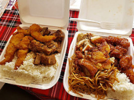 Wong's Wok food