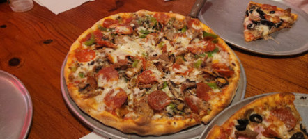 Peppino's Pizzeria food