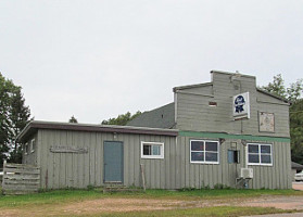 Porky's Saloon Grill outside