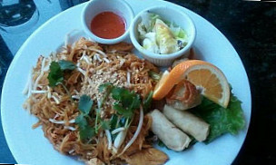 Bangkok West Thai Cafe food